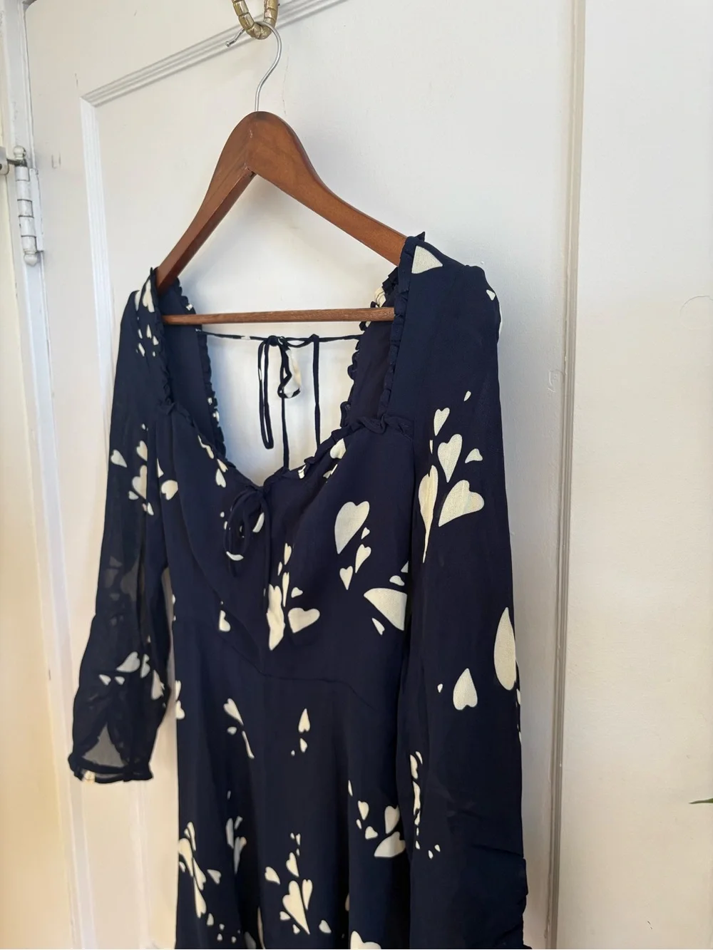 REFORMATION Remi Long Sleeved Mini Dress Navy Heart Pattern Sheer Sleeves Size 2